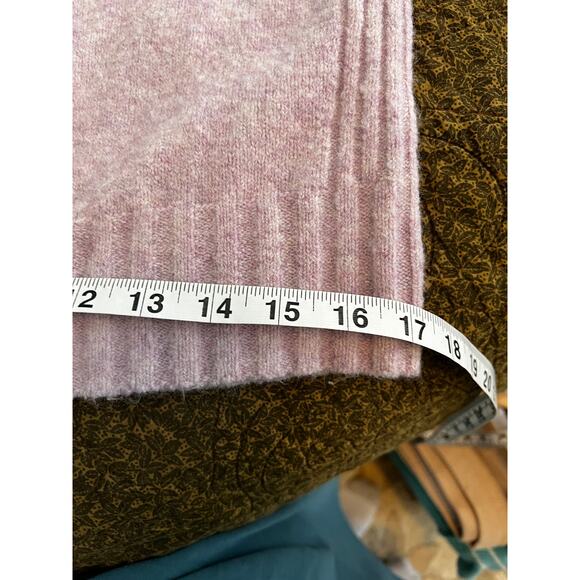 J.CREW turtle neck super soft sweater lavender wool, nylon, alpaca blend casual - Picture 8 of 10